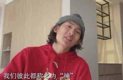 女人扒开尿口